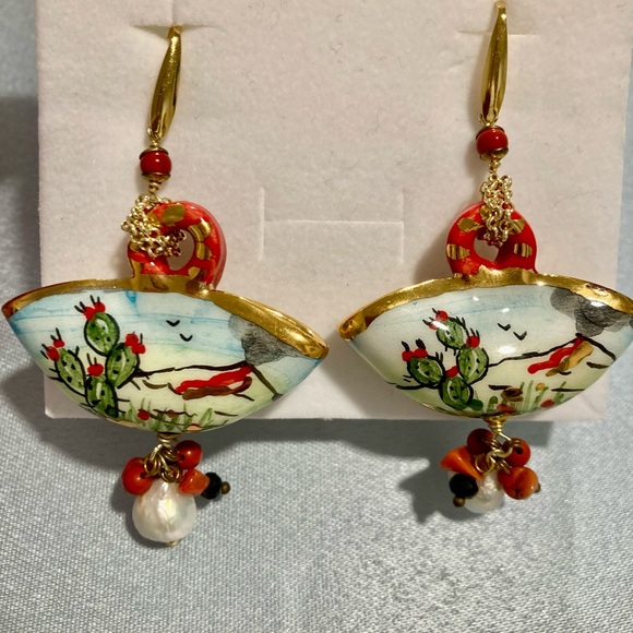 Stunning Sicilian motif earrings-Taormina White Lotus style - Picture 3 of 4